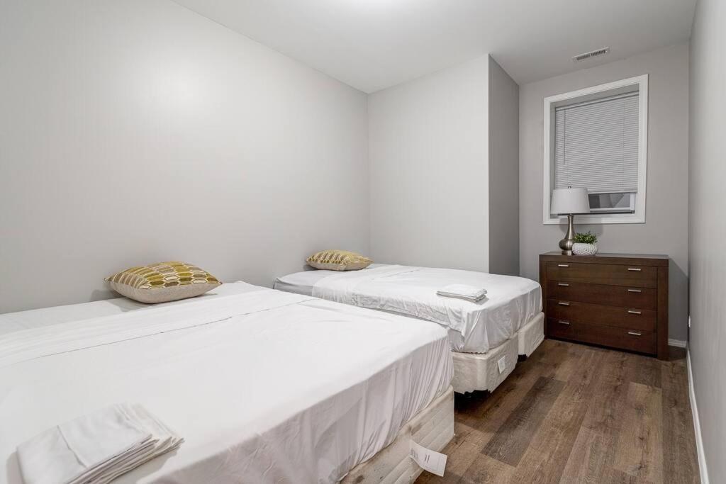 שיקגו Suite 1 On Southport 4 Queen Beds מראה חיצוני תמונה