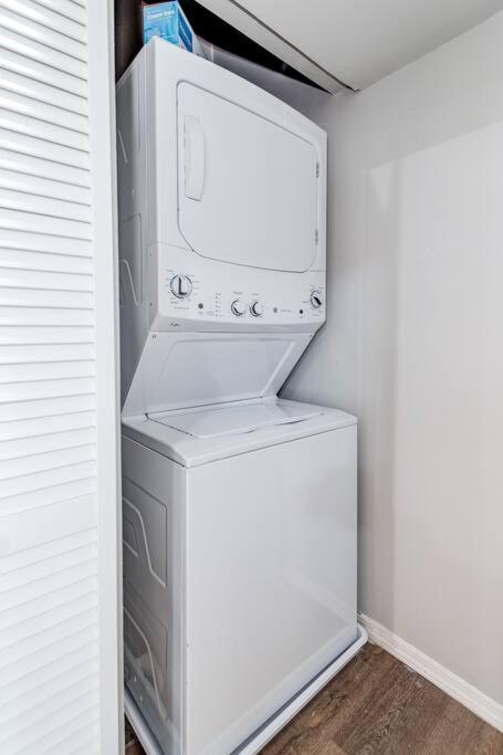 שיקגו Suite 1 On Southport 4 Queen Beds מראה חיצוני תמונה